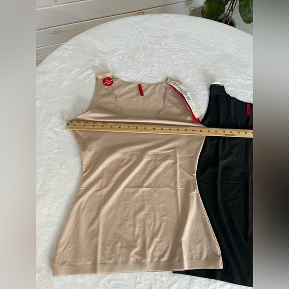 Spanx Set of Two Size Large Shapewear Thinstincts Tanks in Nude and Black NWT - Picture 12 of 16